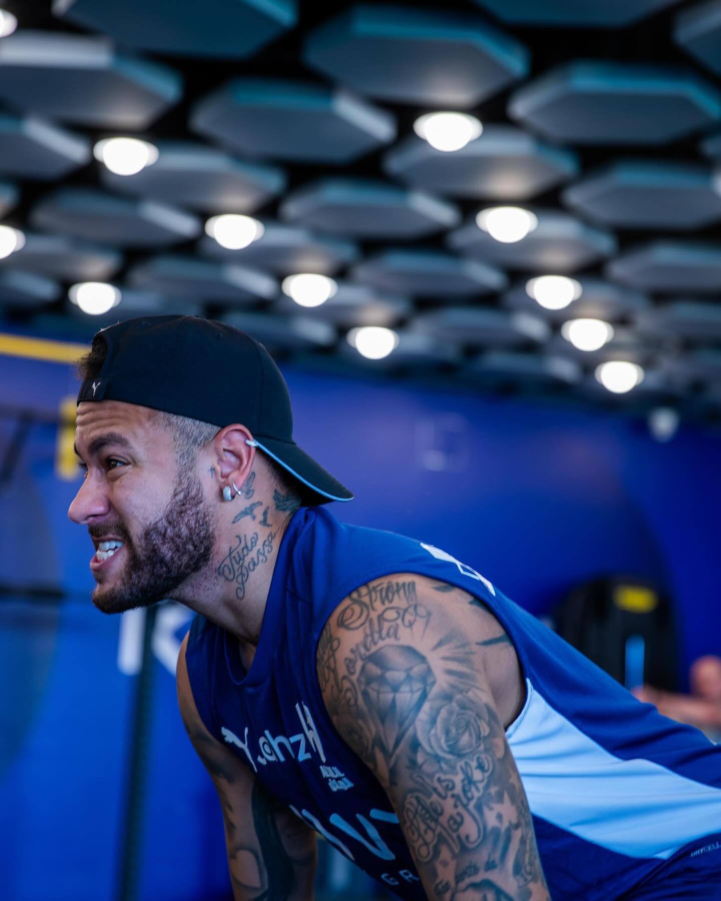 迪马利亚：阿根廷已是新生代天下；世界杯夺冠要感谢足协主席（迪马利亚：阿根廷已由新生代主导，世界杯夺冠离不开足协主席）