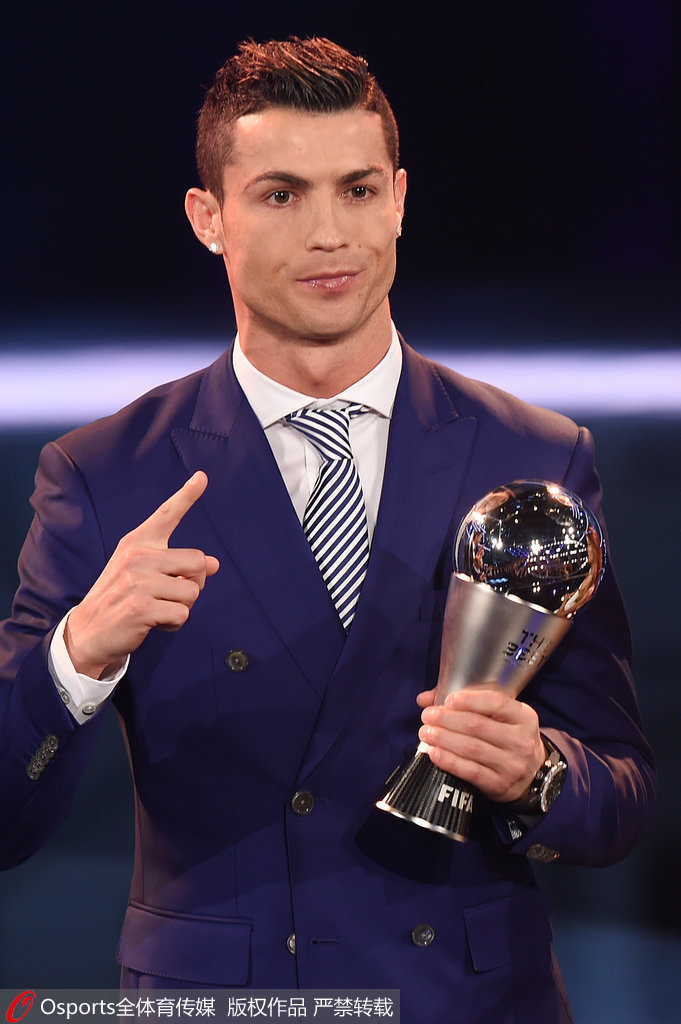 因为曾被纪律处罚，穆斯卡特无缘中超最佳教练候选（因纪律处罚记录，穆斯卡特未入围中超最佳教练候选）