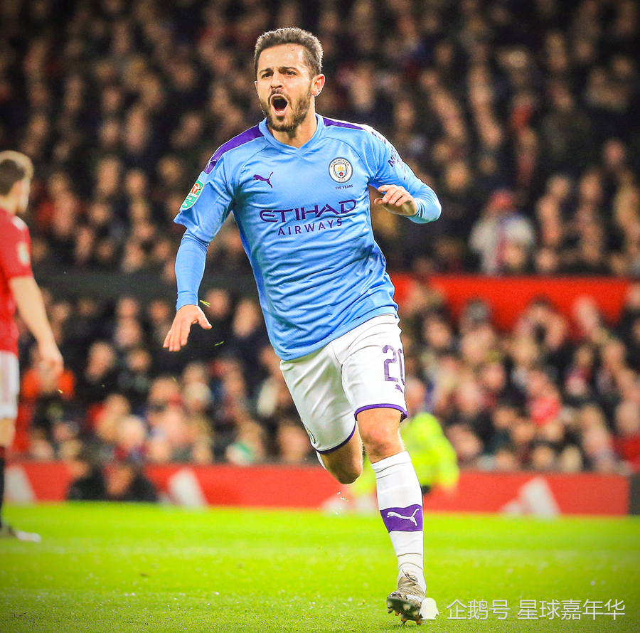 迈尼昂在加比亚社媒动态下留言，后者回复：请续约（迈尼昂现身加比亚社媒留言，加比亚回应：续约吧）