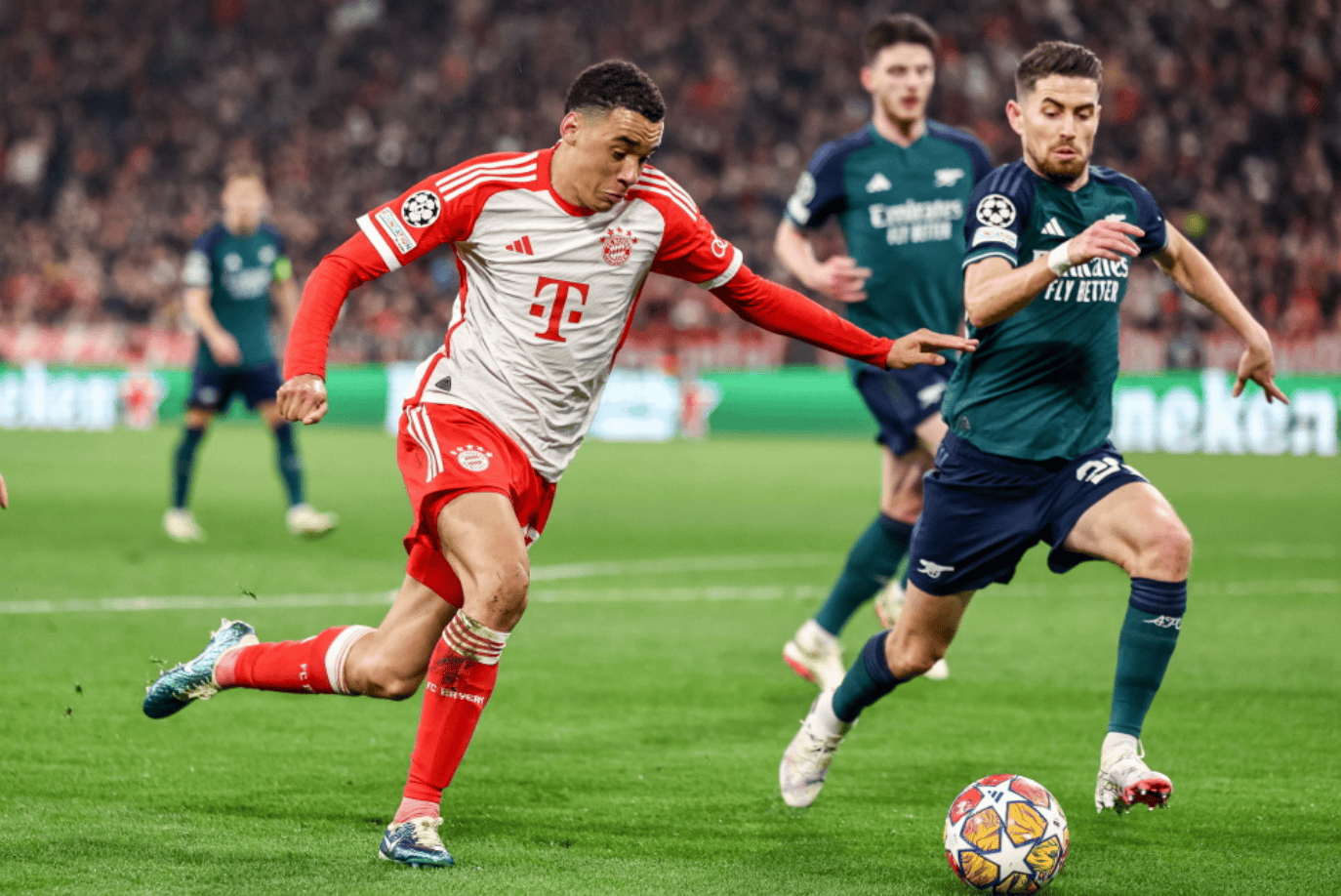 加比亚：这支球队在这赛季的团结使我们能够克服困难（加比亚：本季的团队凝聚力让我们挺过难关）