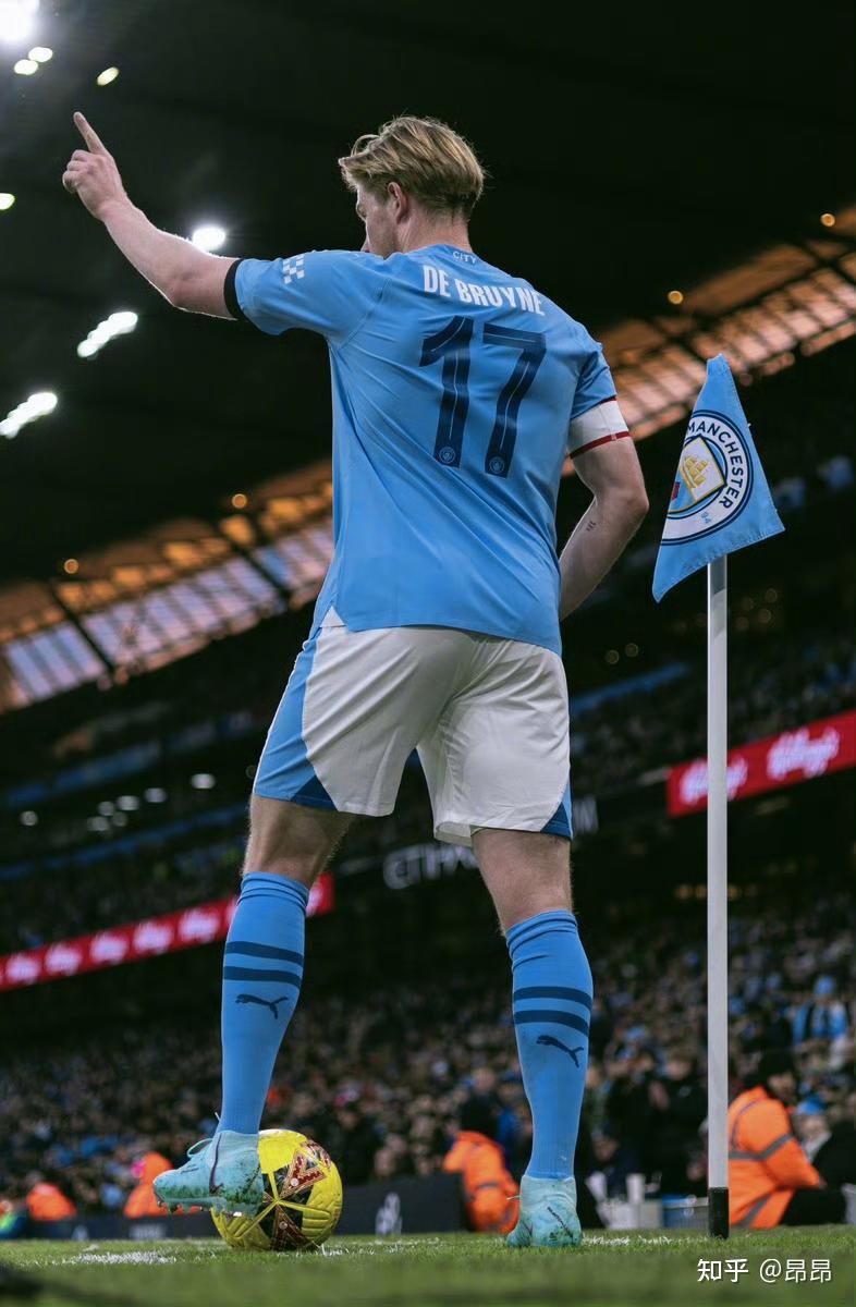 足坛巫术大作战：有球队靠癞蛤蟆夺欧冠，姆巴佩有黑魔法？（足坛玄学风云：球队靠癞蛤蟆夺欧冠，姆巴佩真有黑魔法？）