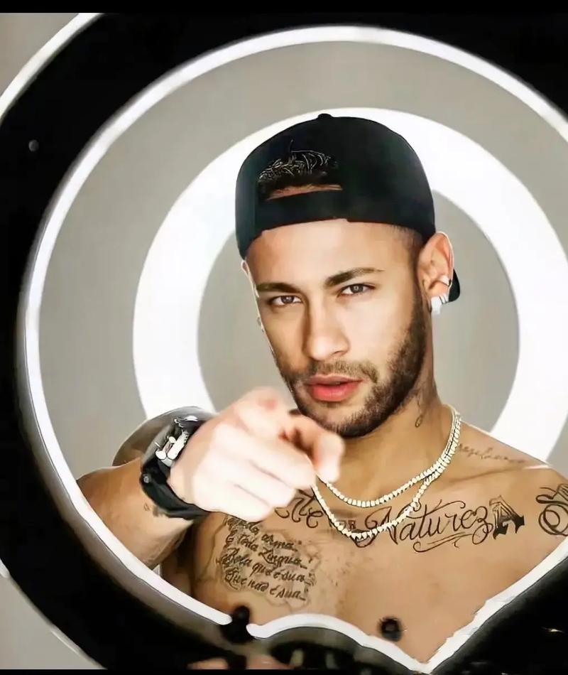 杜兰特篮下补篮，逆转比赛（杜兰特补篮扭转战局）